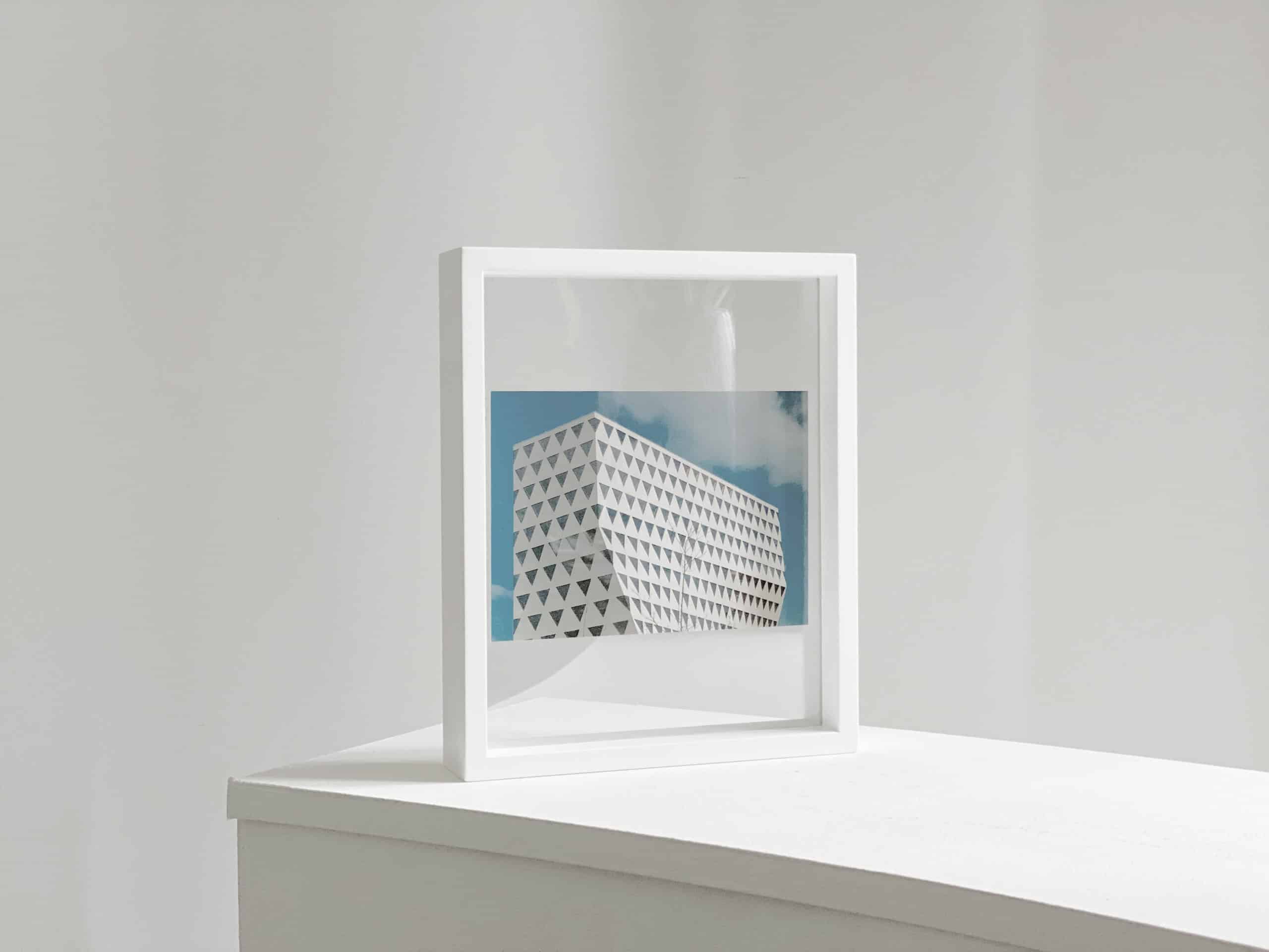 XLBOOM-LOOKBOOK_FLOATING BOX_WHITE