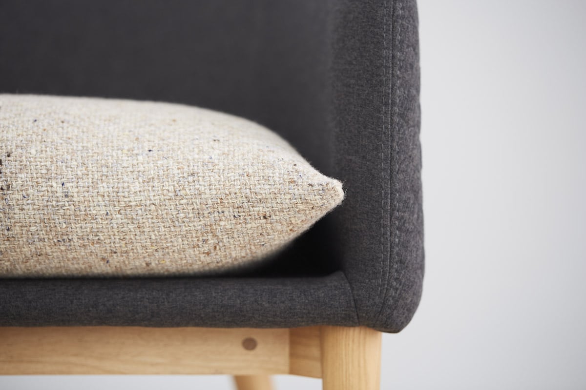 Teixidors_GRANITO_cushion_Camel_50x50_01-low